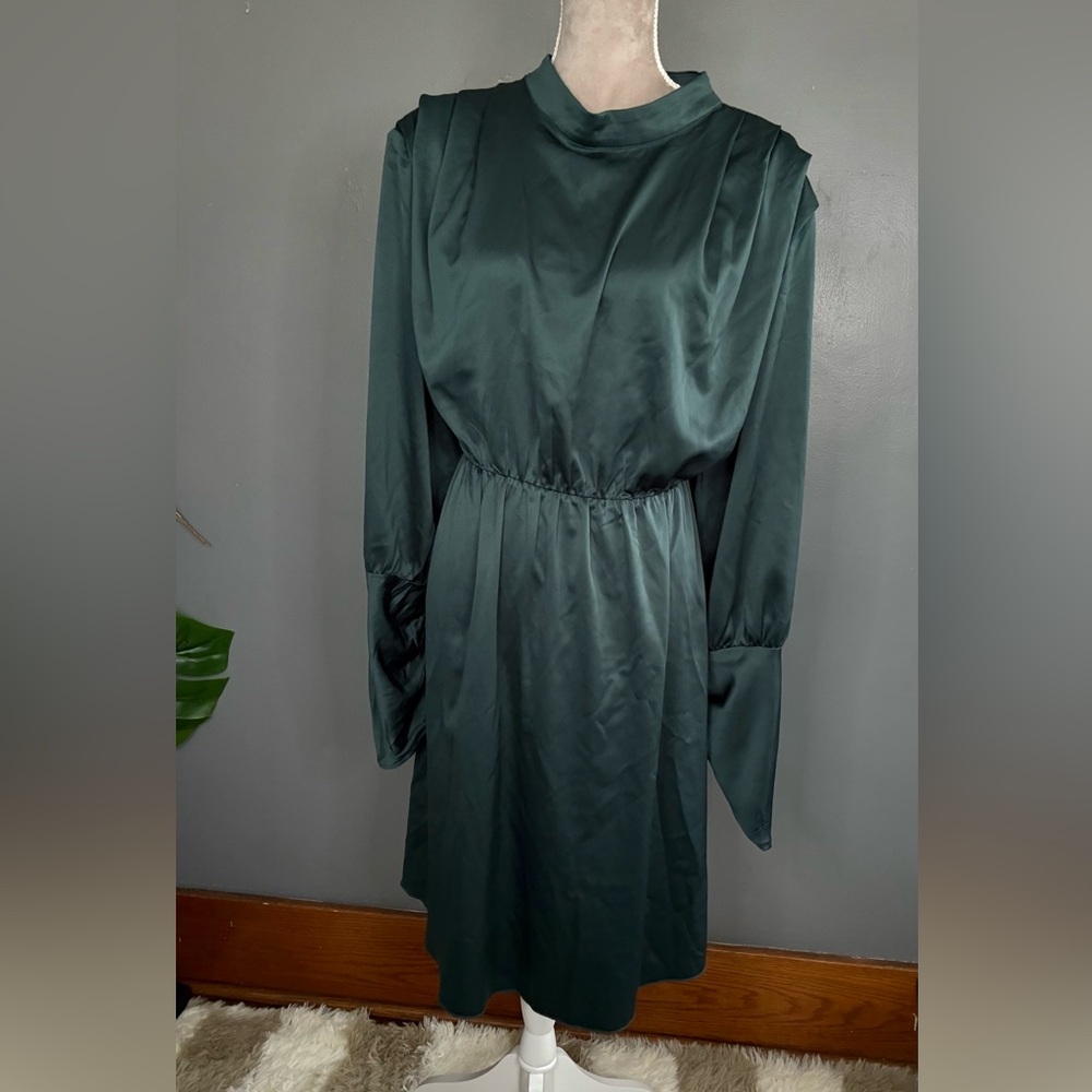 SHEIN Dark Green Long Sleeve Dress